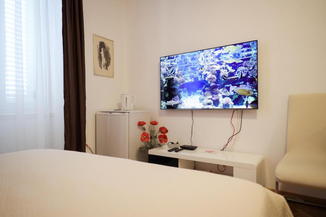 Rooms Goga Zára Kültér fotó