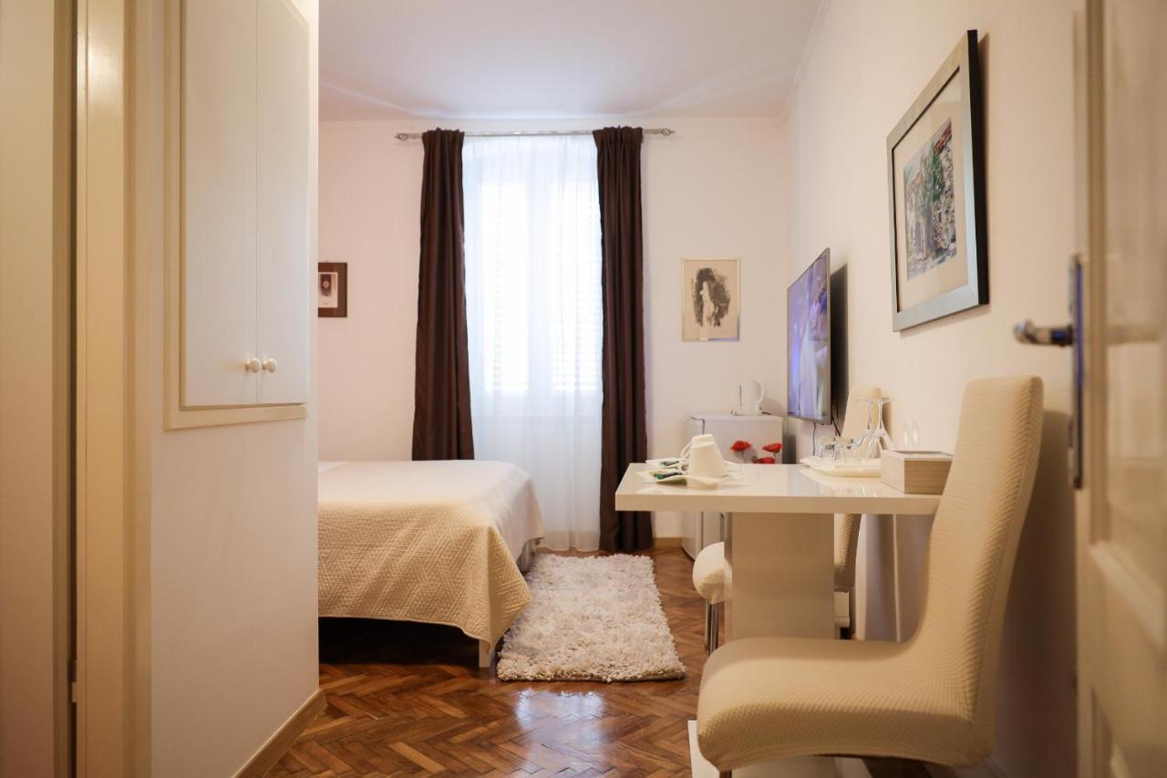 Rooms Goga Zára Kültér fotó