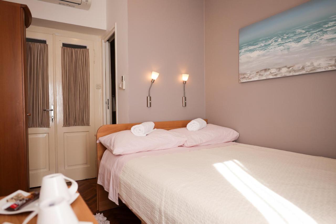 Rooms Goga Zára Kültér fotó