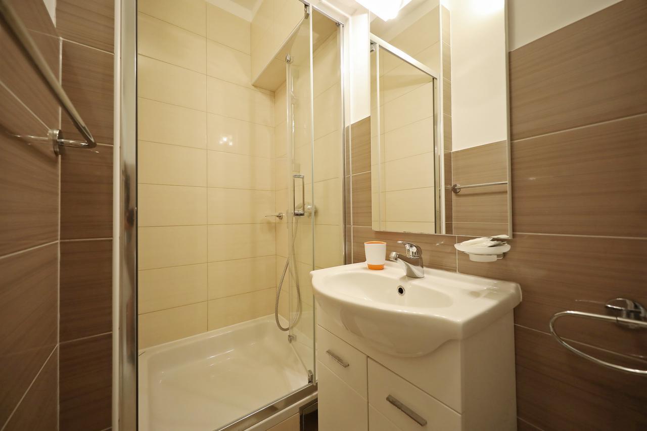 Rooms Goga Zára Kültér fotó