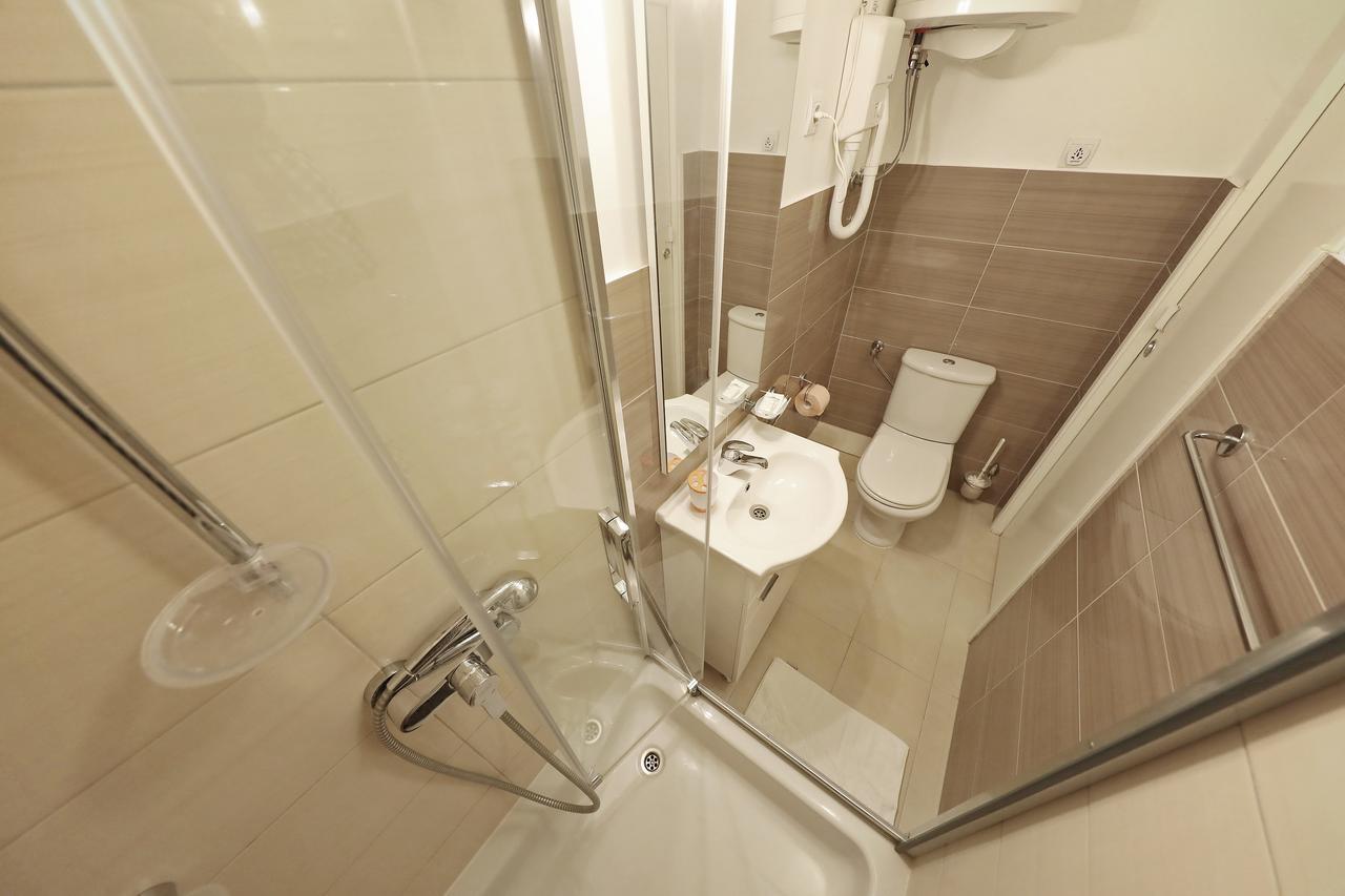 Rooms Goga Zára Kültér fotó