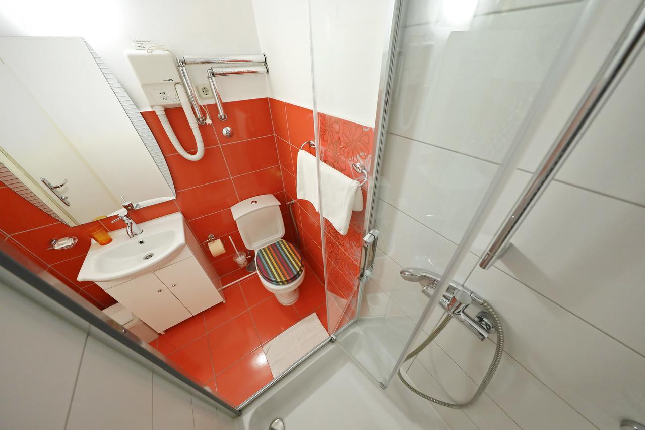 Rooms Goga Zára Kültér fotó